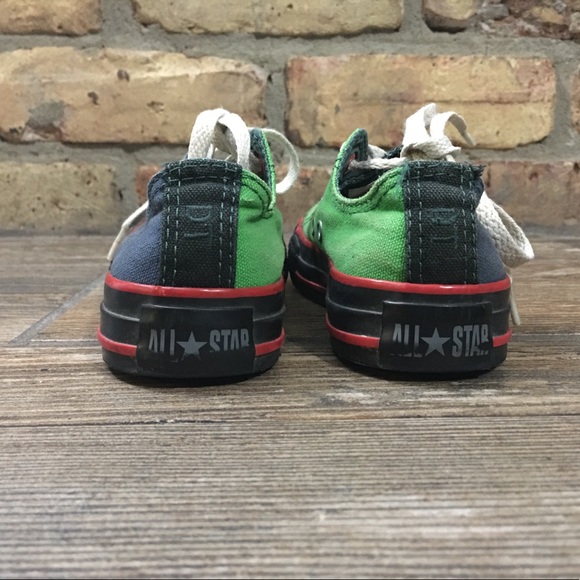 Little boys converse size 12 - Picture 2 of 5